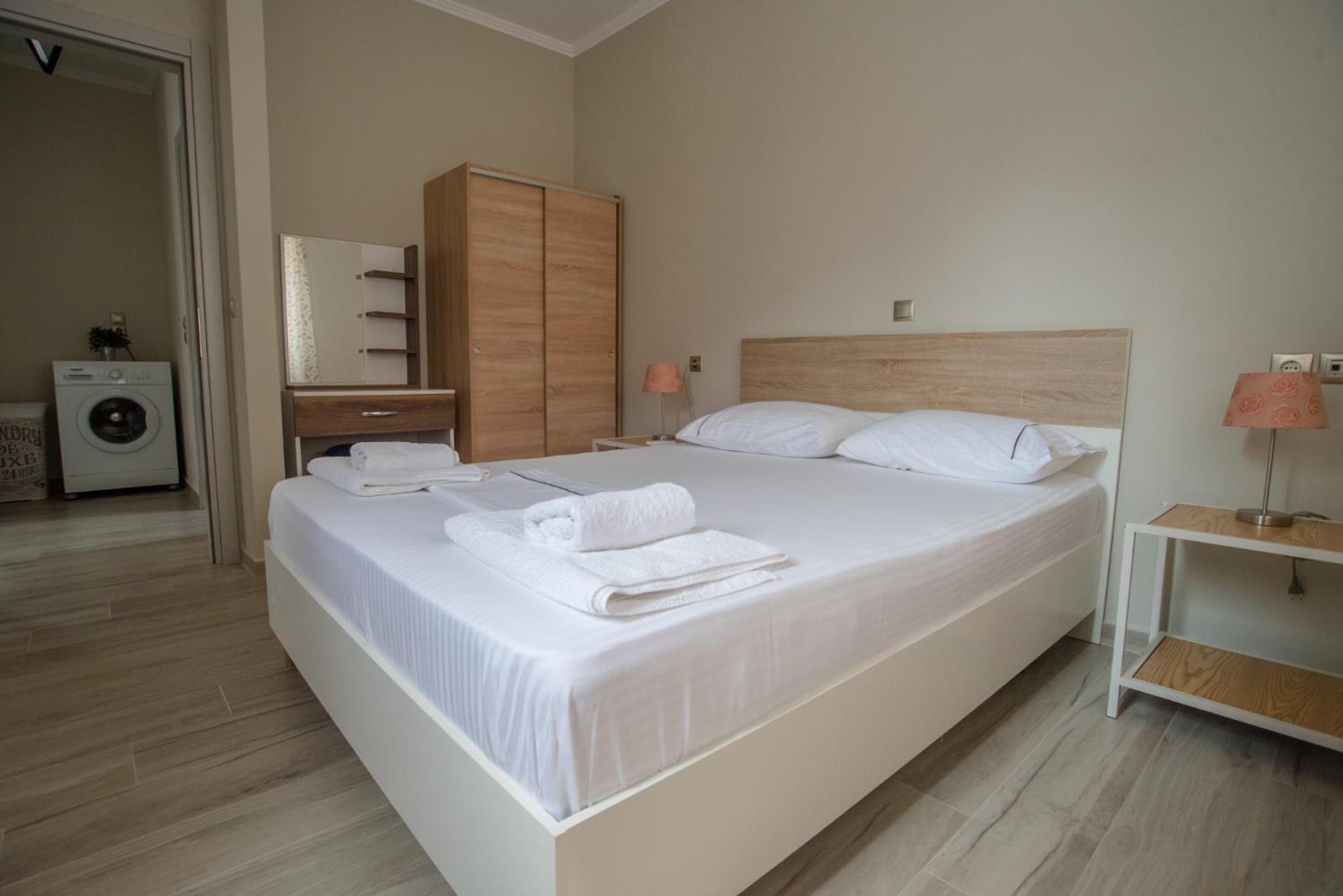 Nirvana Homes Vlachata Esterno foto